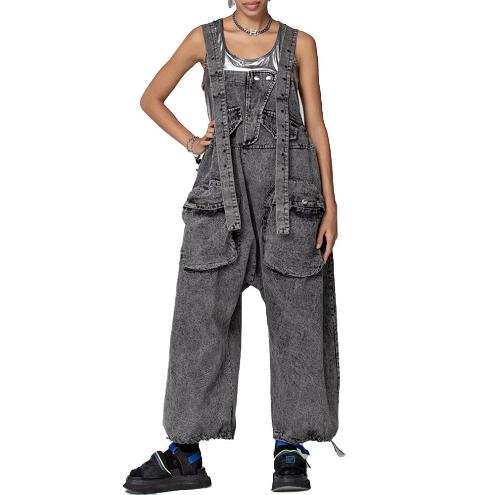 👶 Trendy Maternity Denim Bib Jumpsuit – Comfort Meets Style!